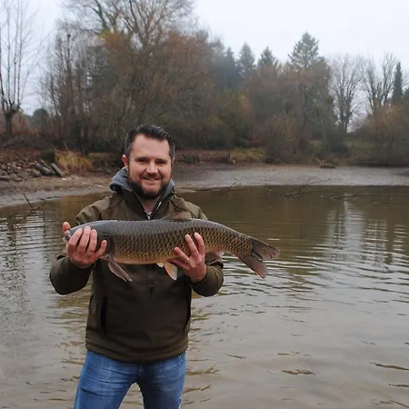 Σπίτι διακοπών Lakeview Family Fishing Gite